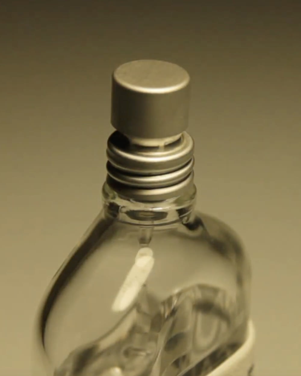 Still: bottle neck detail, ck12